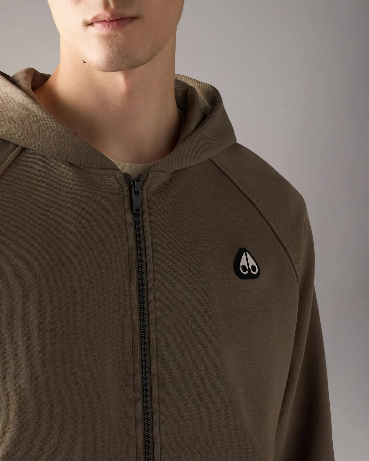 Moose Knuckles Yul sweat zippé gris capuche