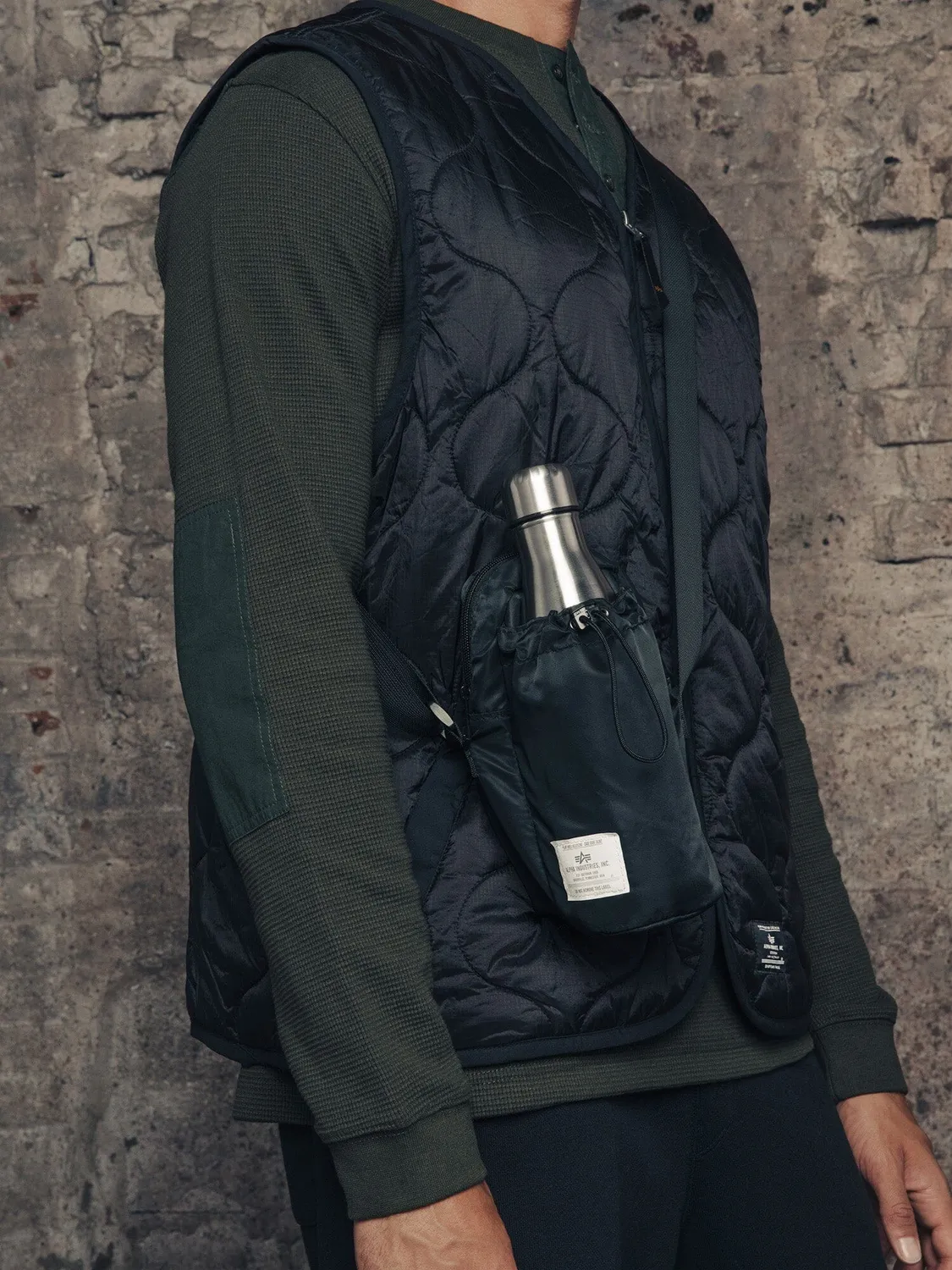 Alpha Industries Canteen sac bandoulière noir nylon
