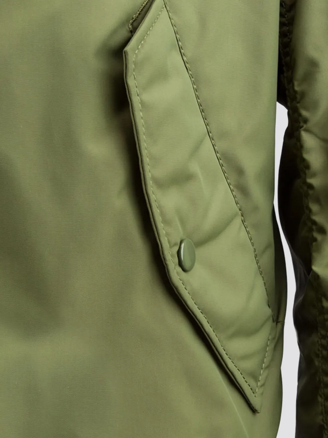 Alpha Industries MA-1 Skymaster bomber noir nylon léger