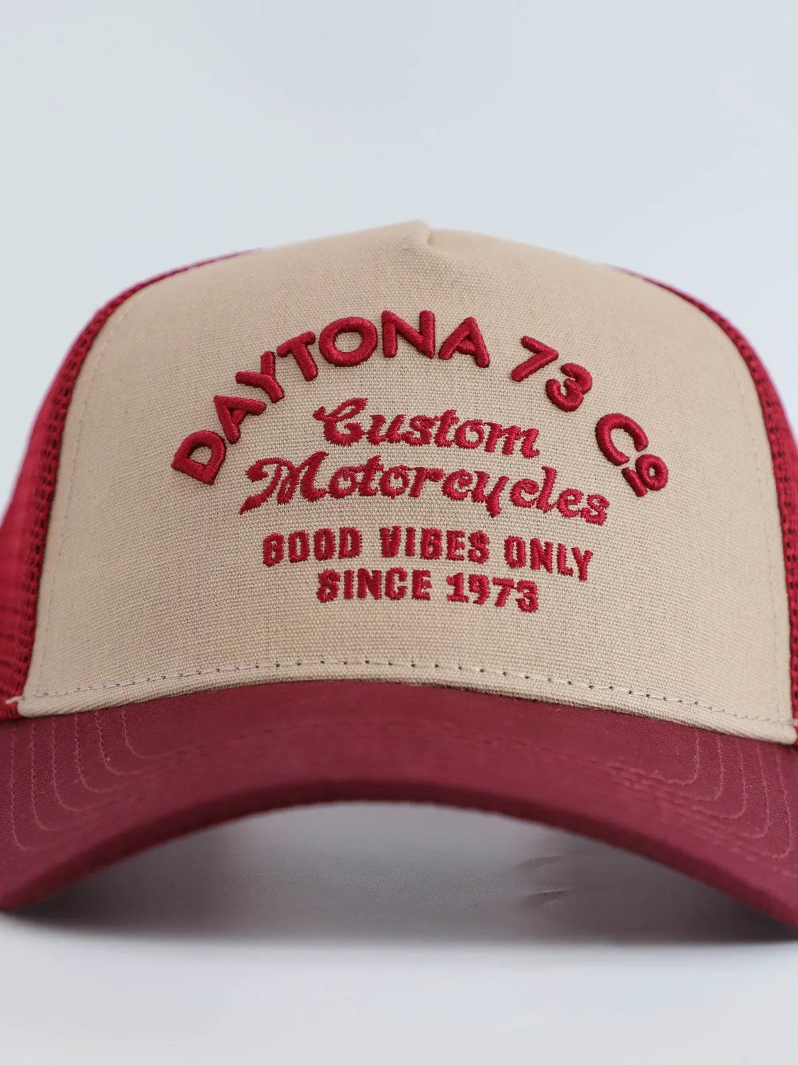 Daytona Plymouth casquette trucker beige