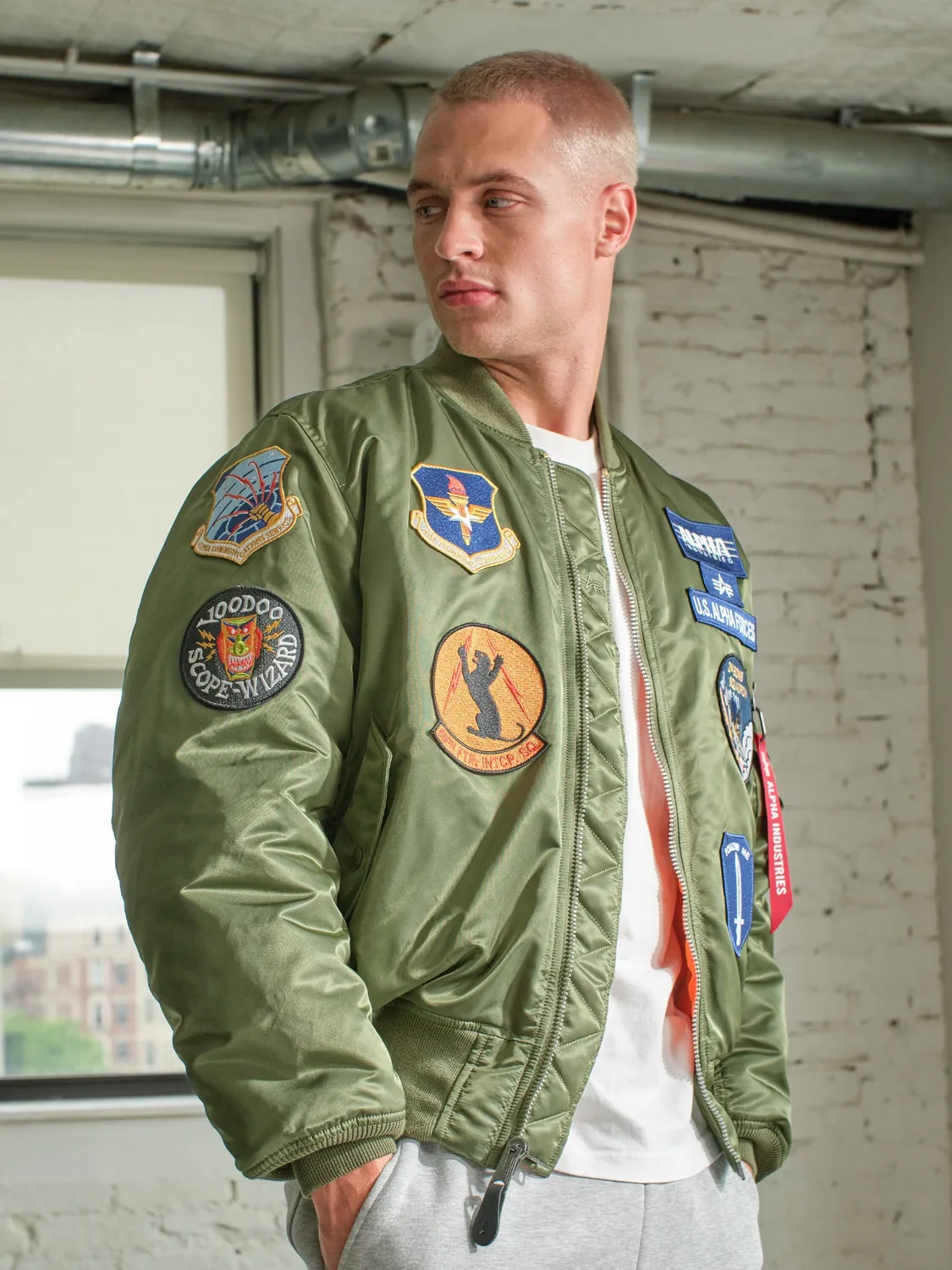 Alpha Industries MA-1 Squadron blouson réversible sage