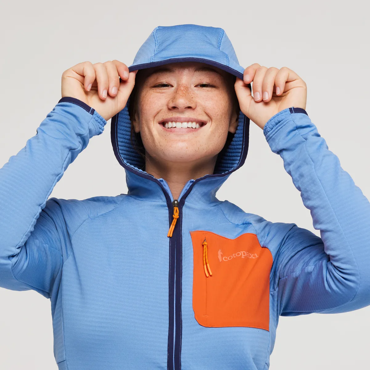 Cotopaxi Otero veste polaire femme à capuche graphite