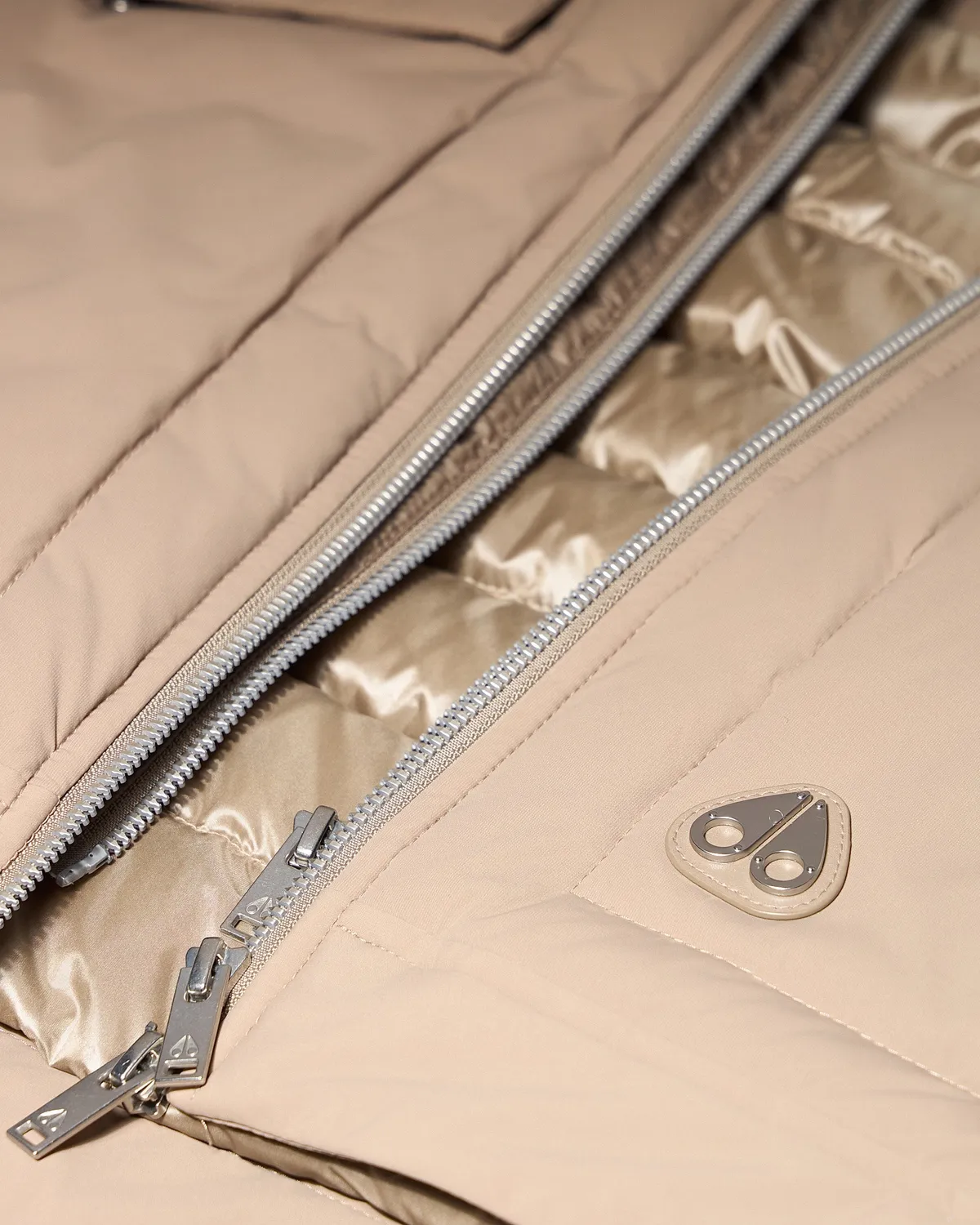 Moose Knuckles Brixton Gilet Duvet Ashen Sans Manches