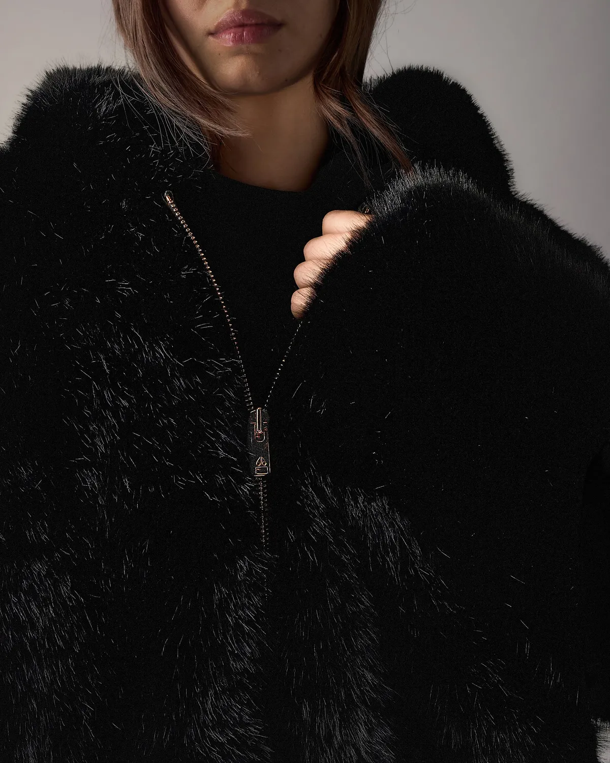 Moose Knuckles Ember veste fausse fourrure noire oversize