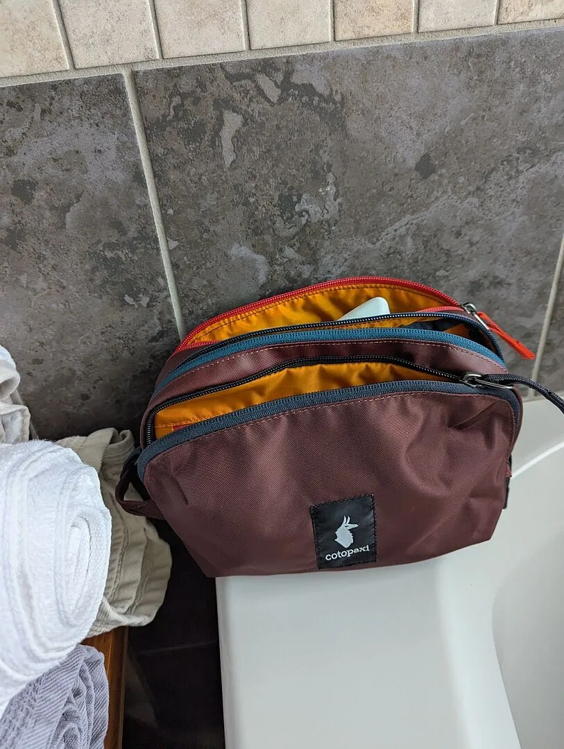 Cotopaxi Cada Día Nido trousse 4L Fig recyclée