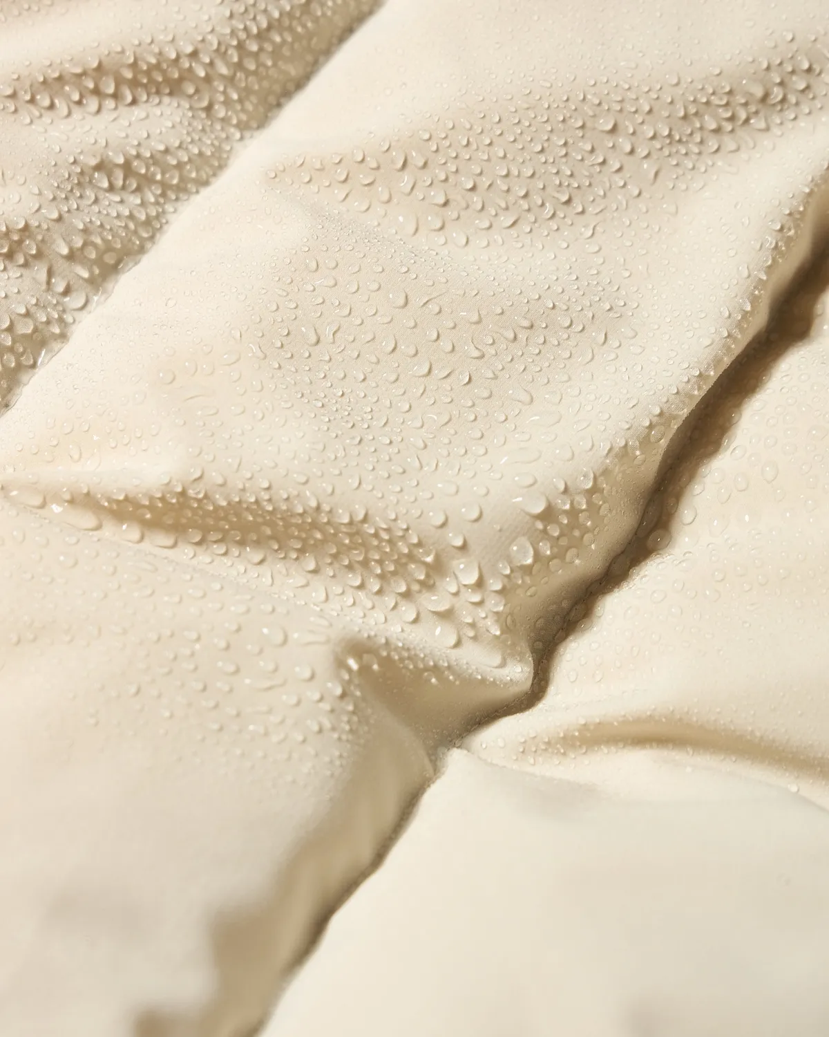 Moose Knuckles Soho bomber duvet alabaster