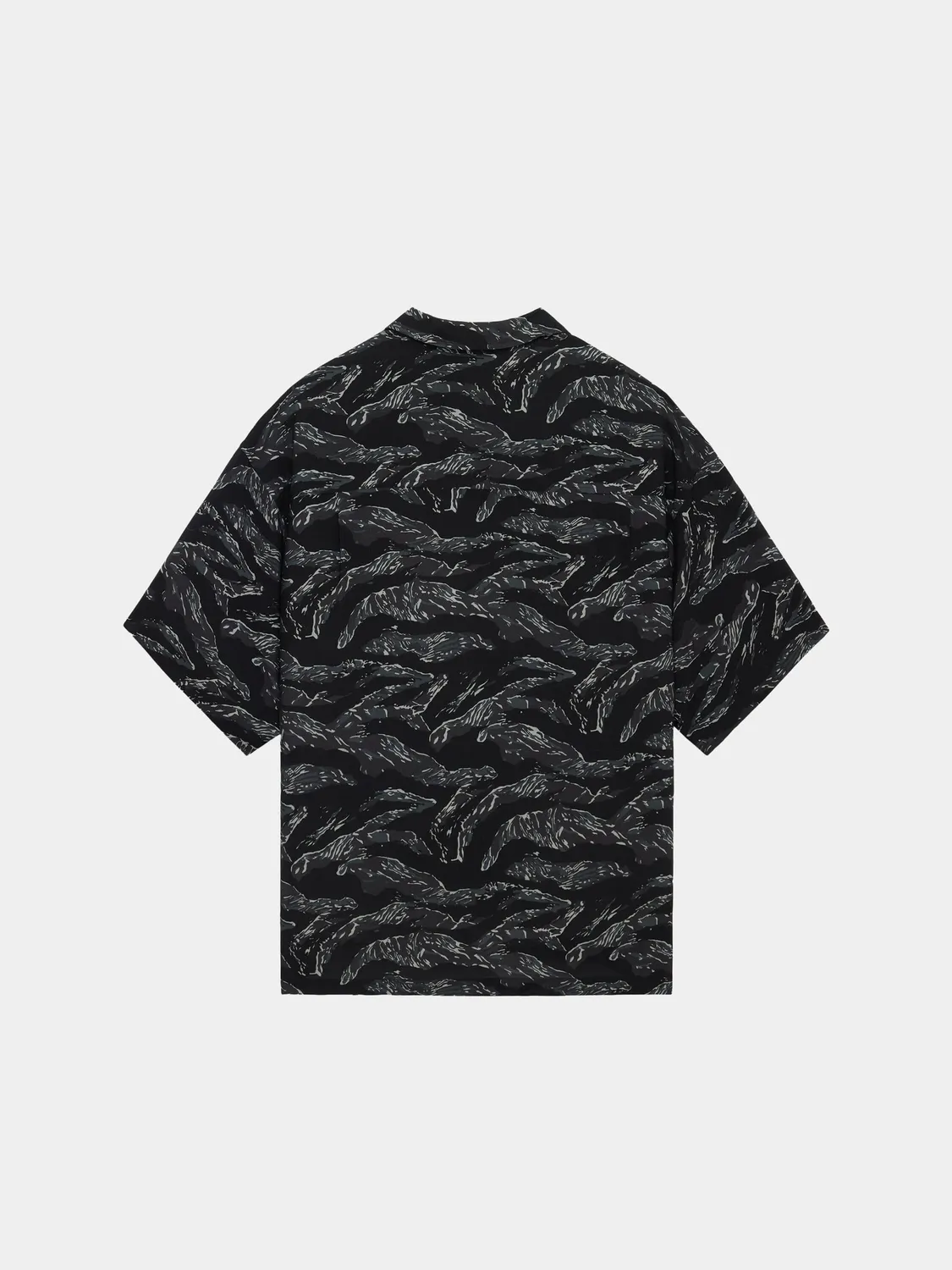 Alpha Industries Camo Relaxed Chemise manches courtes gris