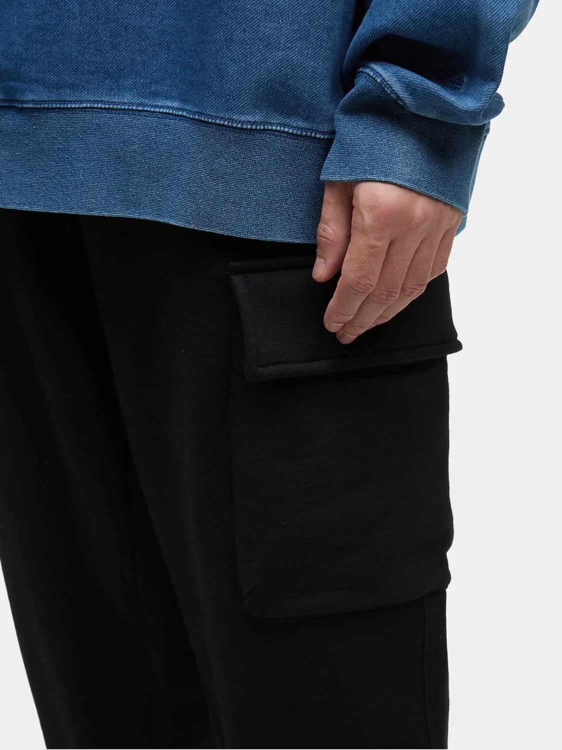 Alpha Industries UNFRM jogging cargo noir molleton