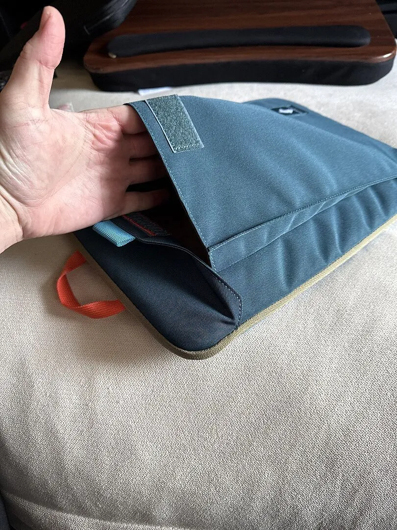 Cotopaxi Cada Dia 14 housse ordinateur portable noire