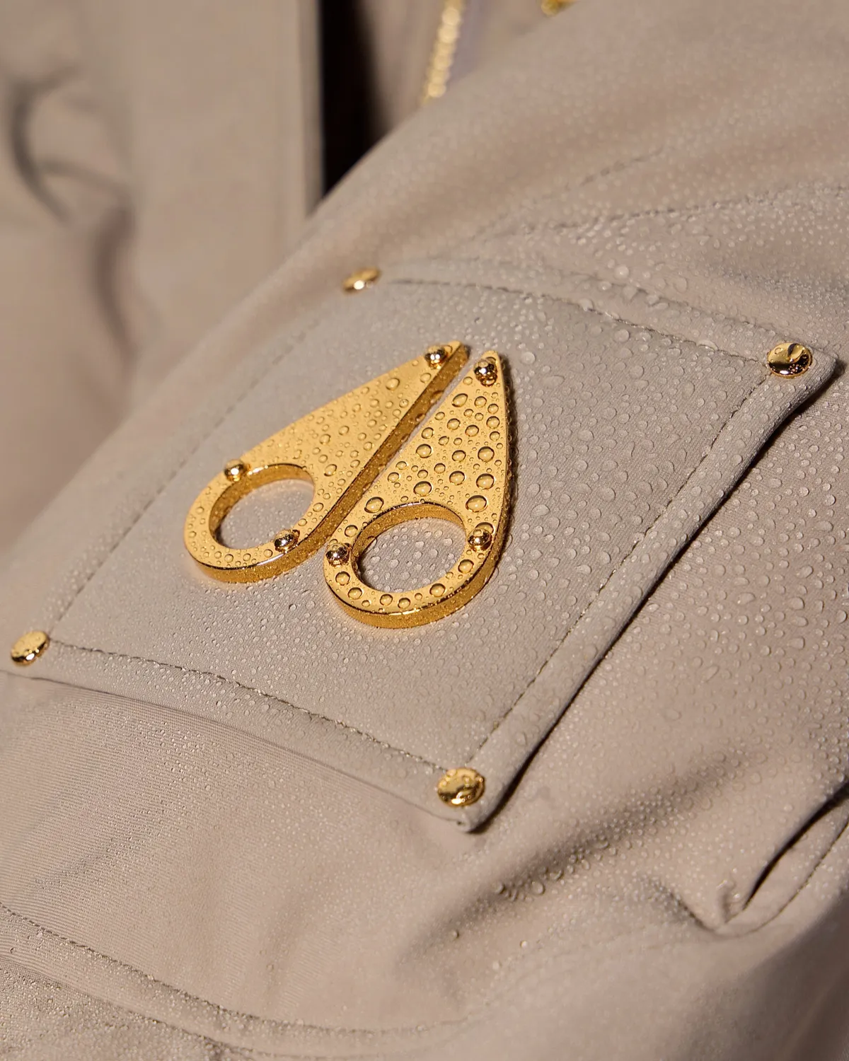 Moose Knuckles Gilded Long Down Parka parka bronze