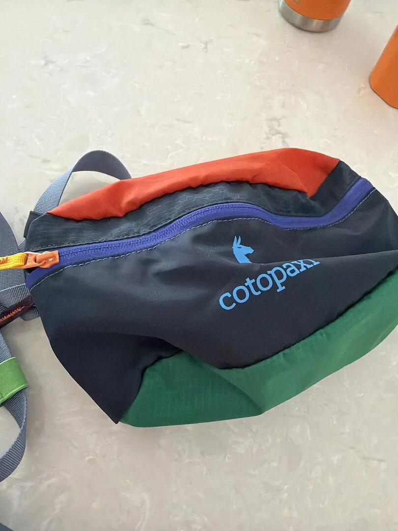 Cotopaxi Del Día Bataan 3L sac banane réglable