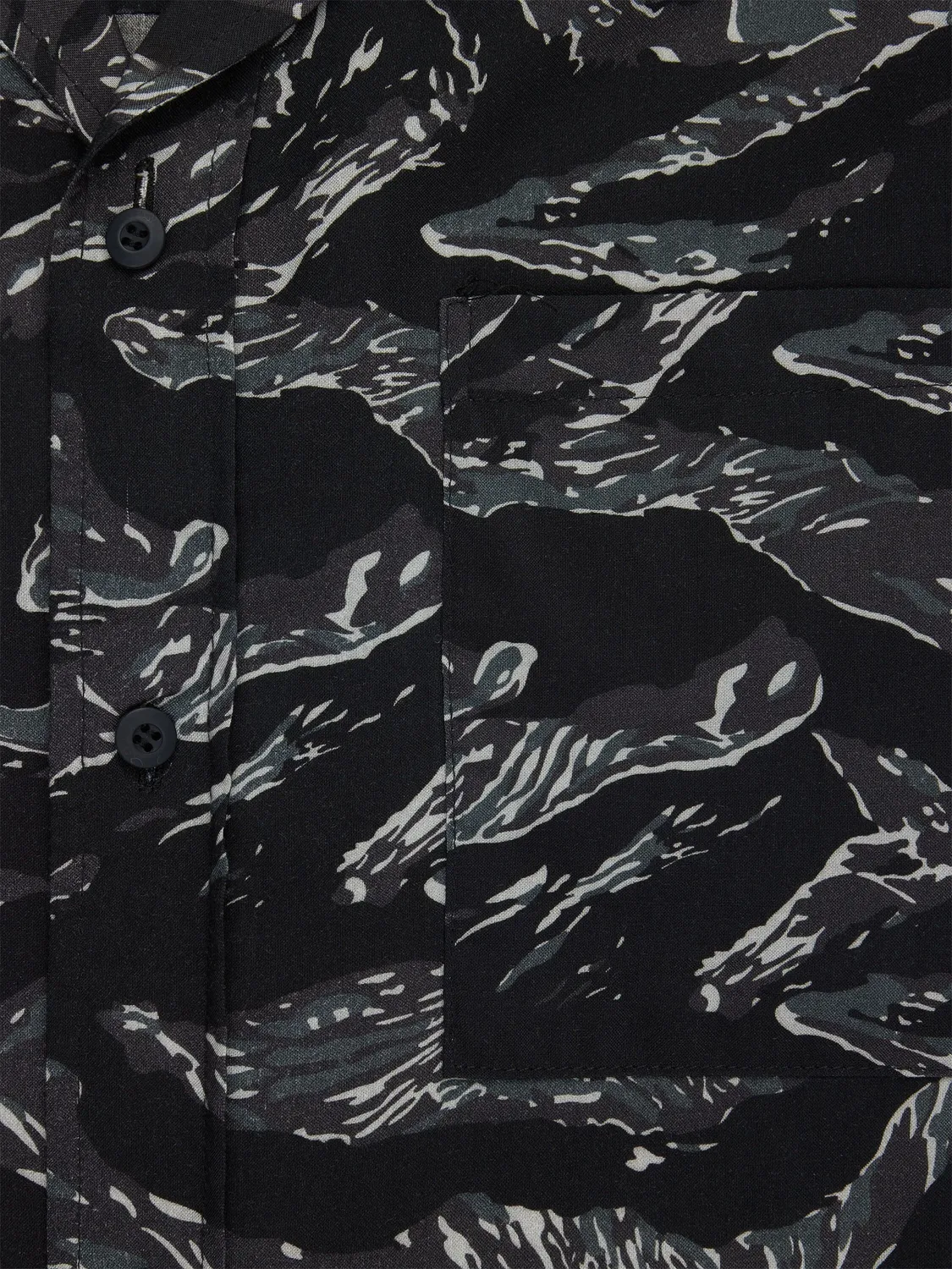 Alpha Industries Camo Relaxed Chemise manches courtes gris