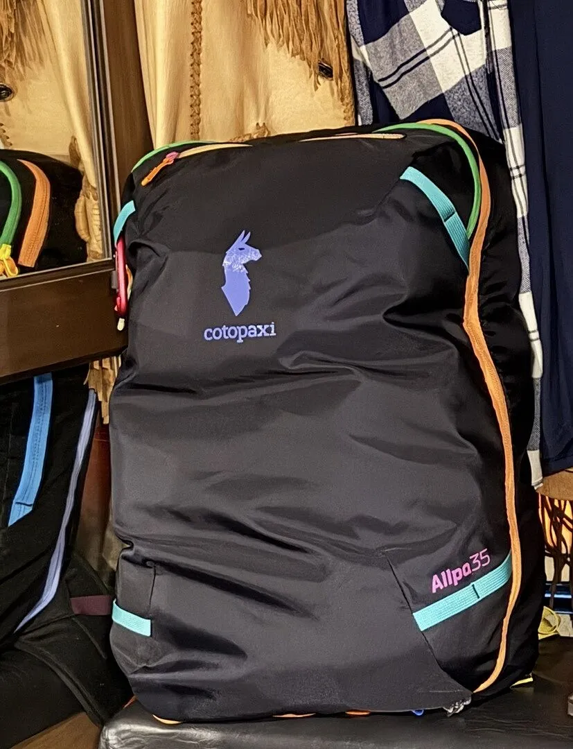 Cotopaxi Allpa 35L sac de voyage Del Día Dark cabine