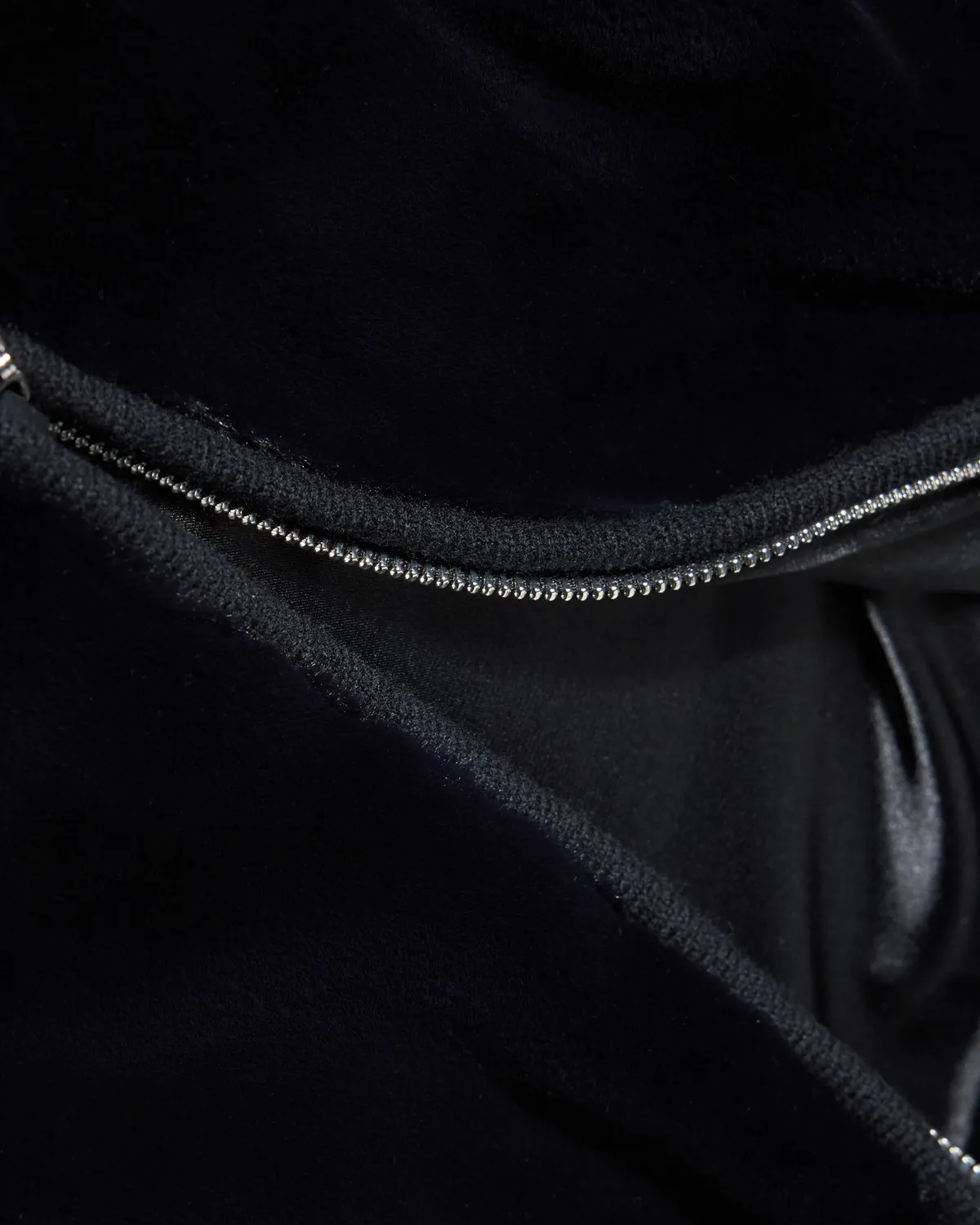Moose Knuckles Junction Hooded pull noir fausse fourrure