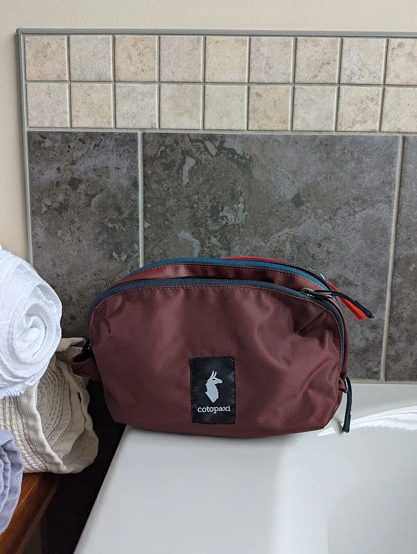 Cotopaxi Cada Día Nido trousse 4L Fig recyclée