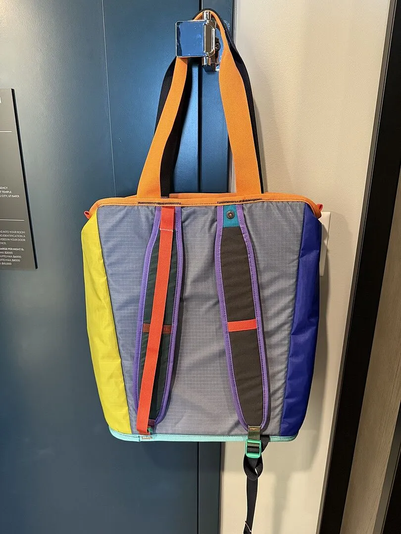 Cotopaxi Todo 22L tote convertible Del Día unique
