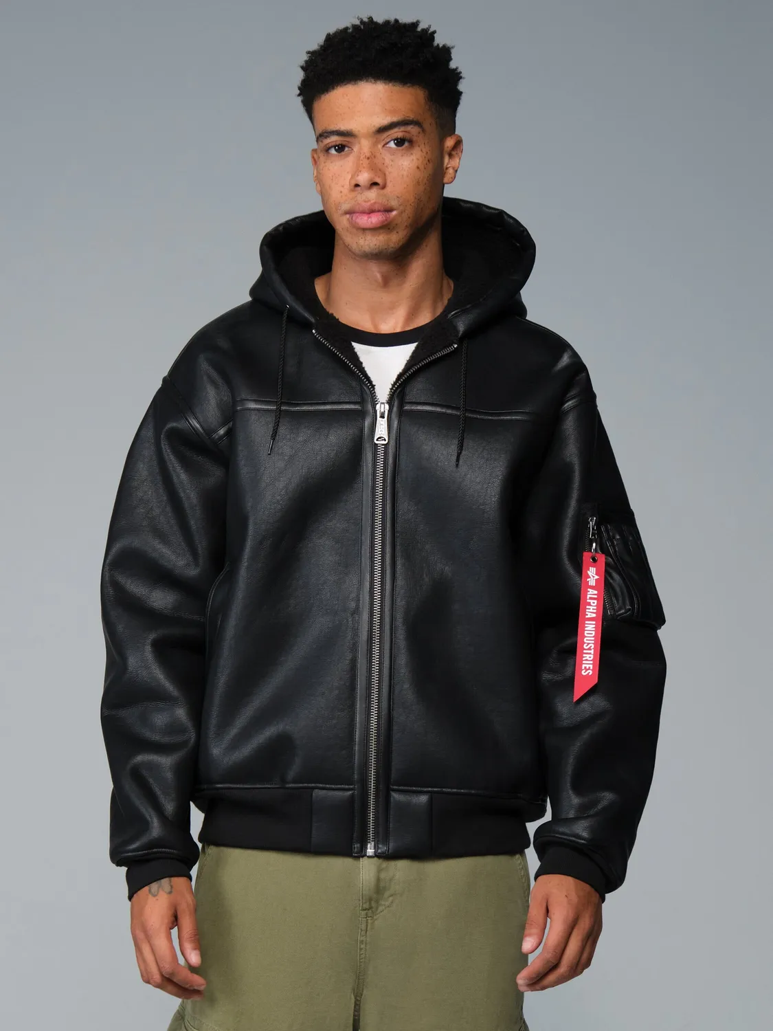 Alpha Industries MA-1 Hooded bomber simili cuir noir doublé