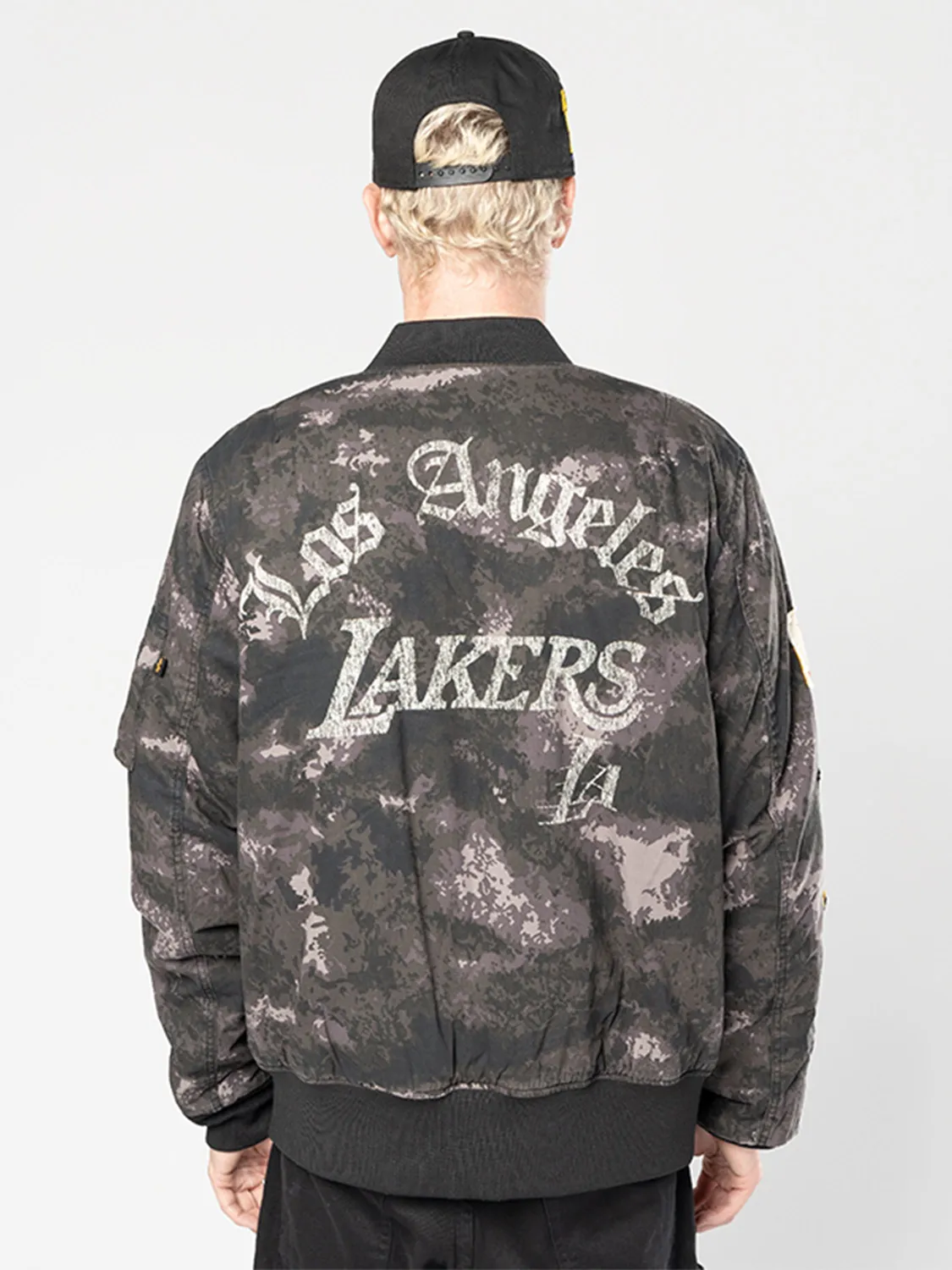 Alpha Industries Lakers x New Era MA-1 bomber black camo