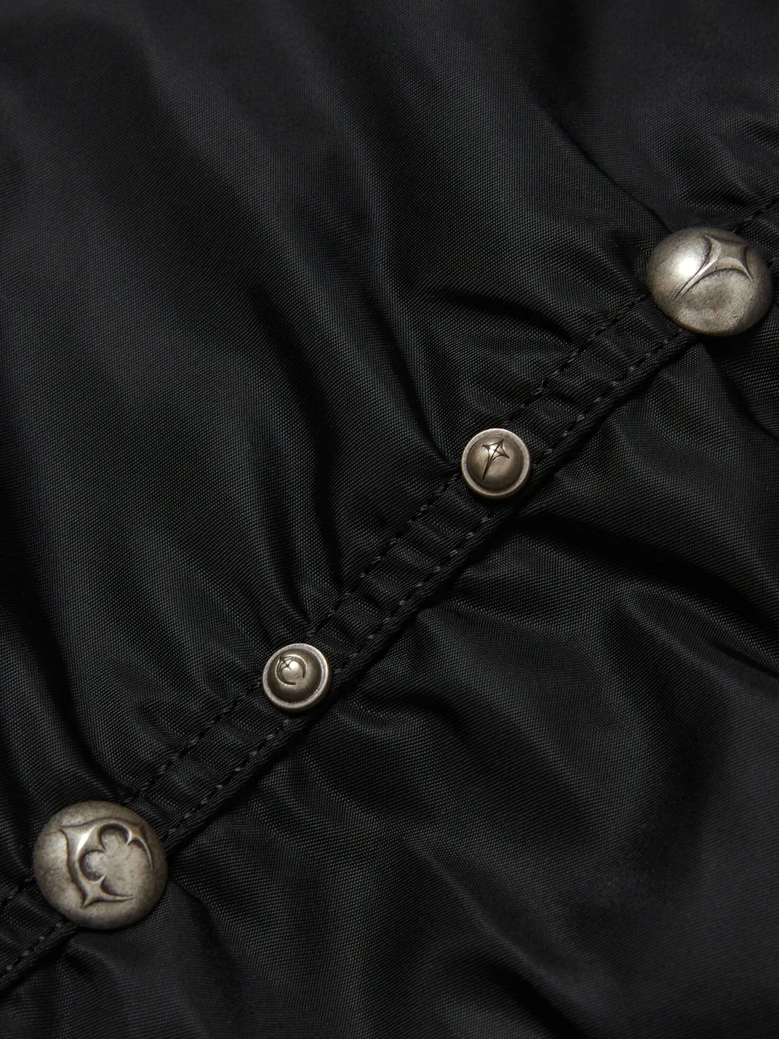 Thug Club x Alpha CWU 45/P blouson noir rivets