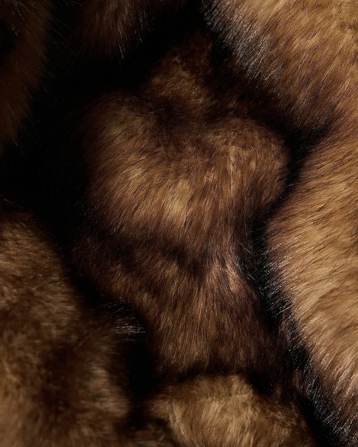 Moose Knuckles Jill bomber fausse fourrure doré