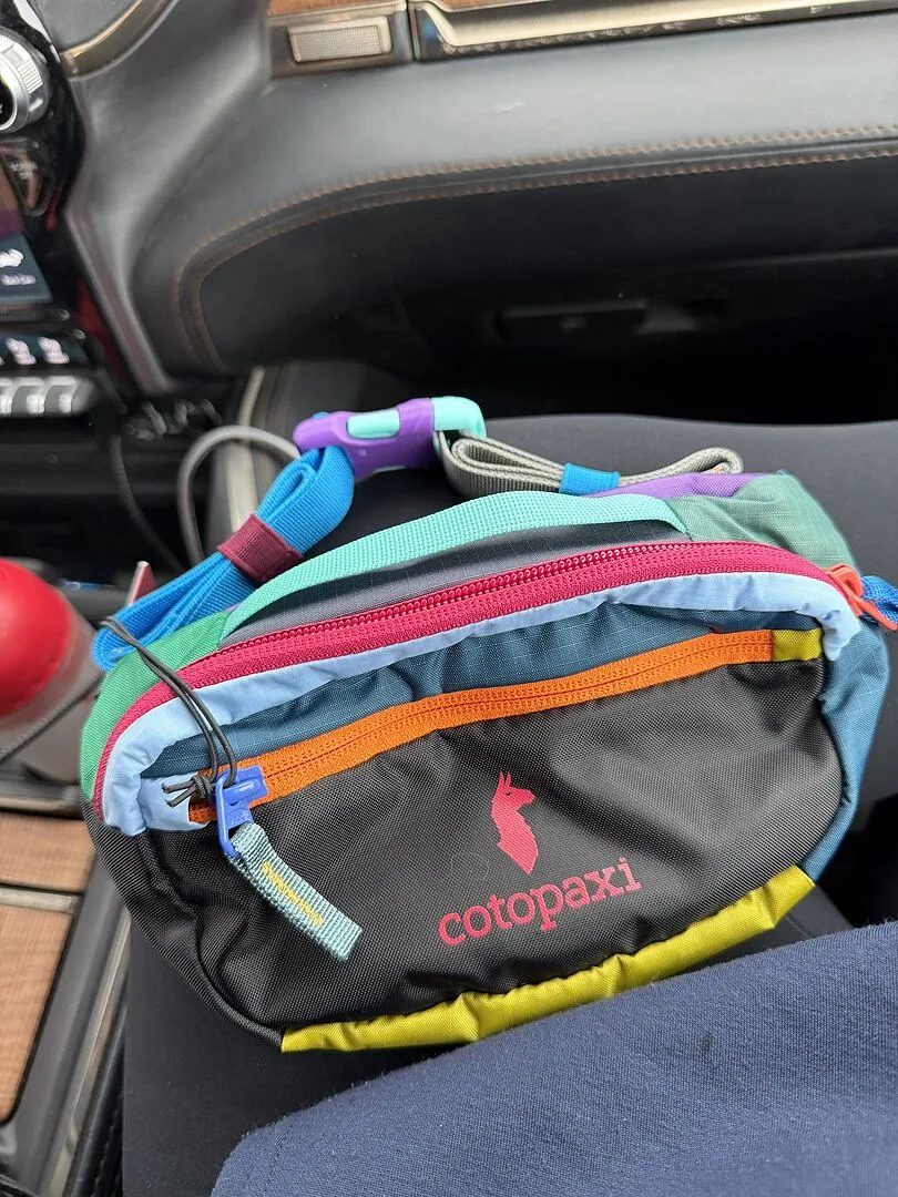 Cotopaxi Kapai 1.5L sac banane Del Día Dark festival