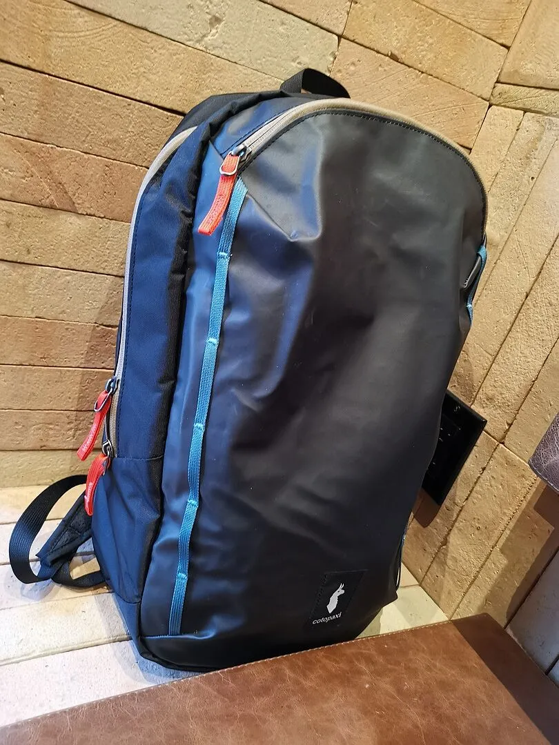 Cotopaxi Vaya 18L sac à dos ordinateur aéré