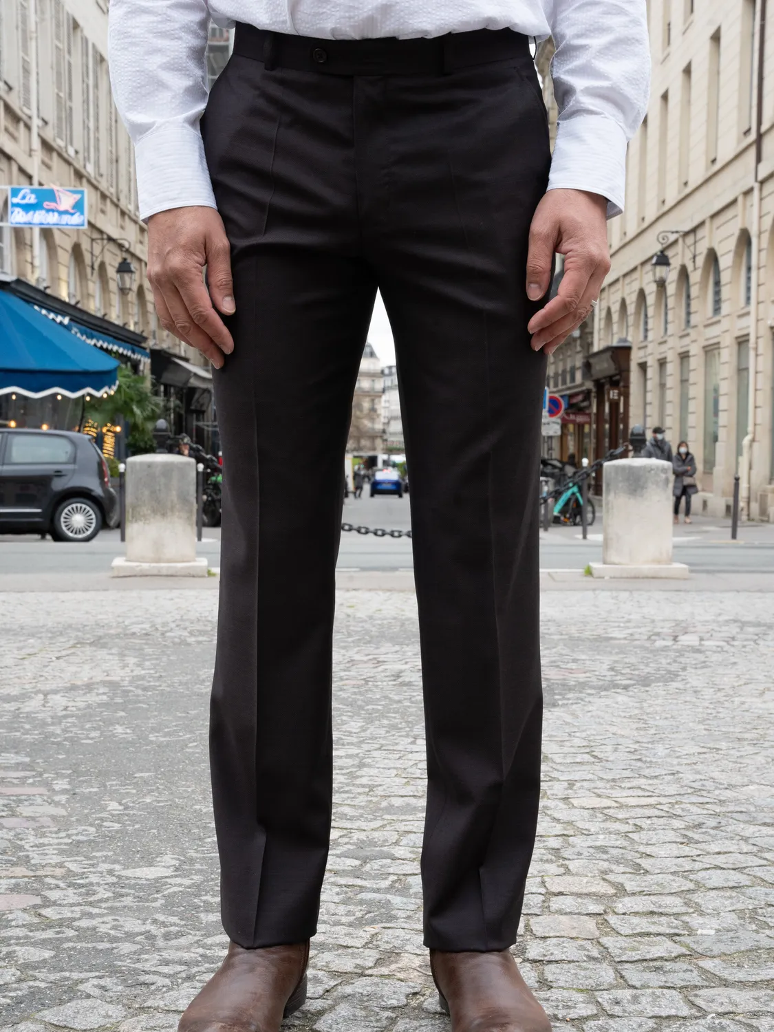 Hollington Siza pantalon cigare laine infroissable marron
