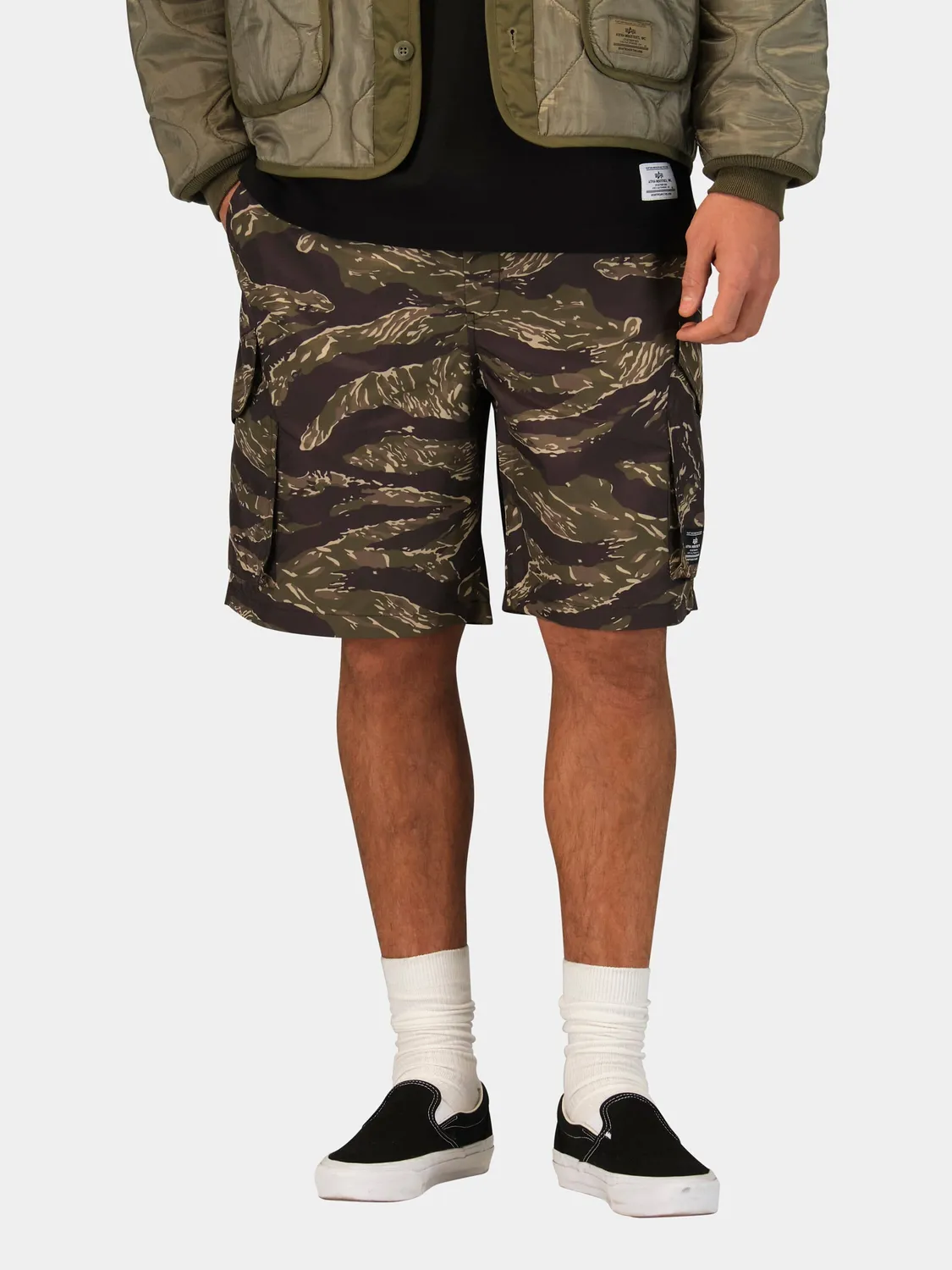 Alpha Industries CWU 36/P Short Tiger Camo Polyester