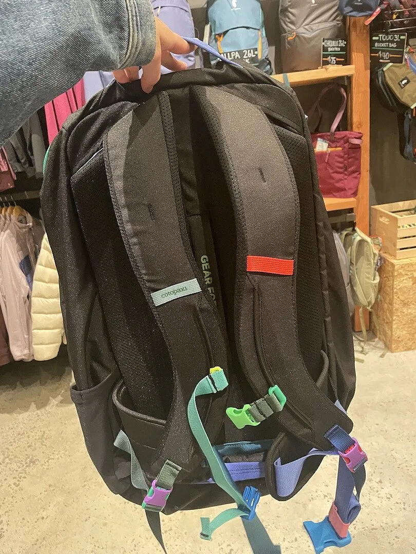 Cotopaxi Allpa 42L sac de voyage Del Día Dark recyclé