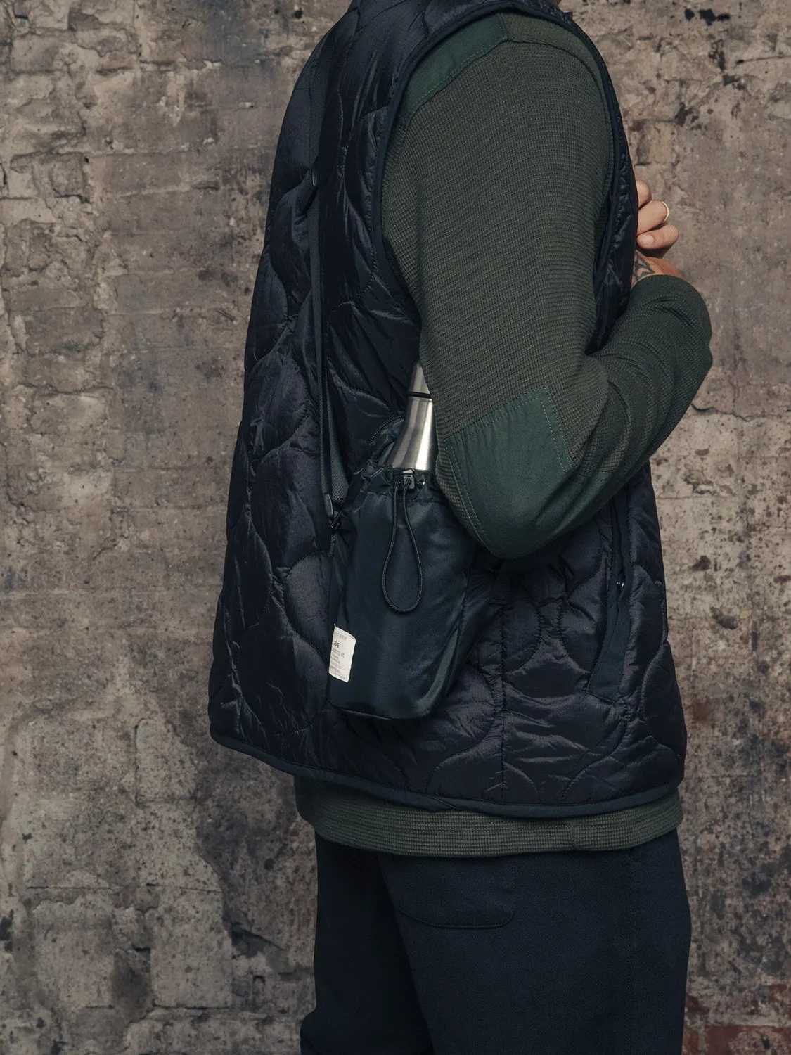 Alpha Industries Canteen sac bandoulière noir nylon
