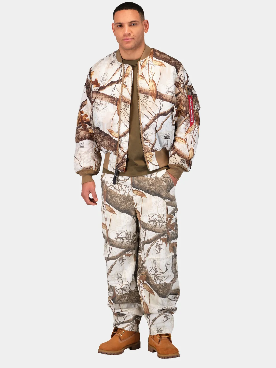 Alpha Industries Essential sweatpant camo neige