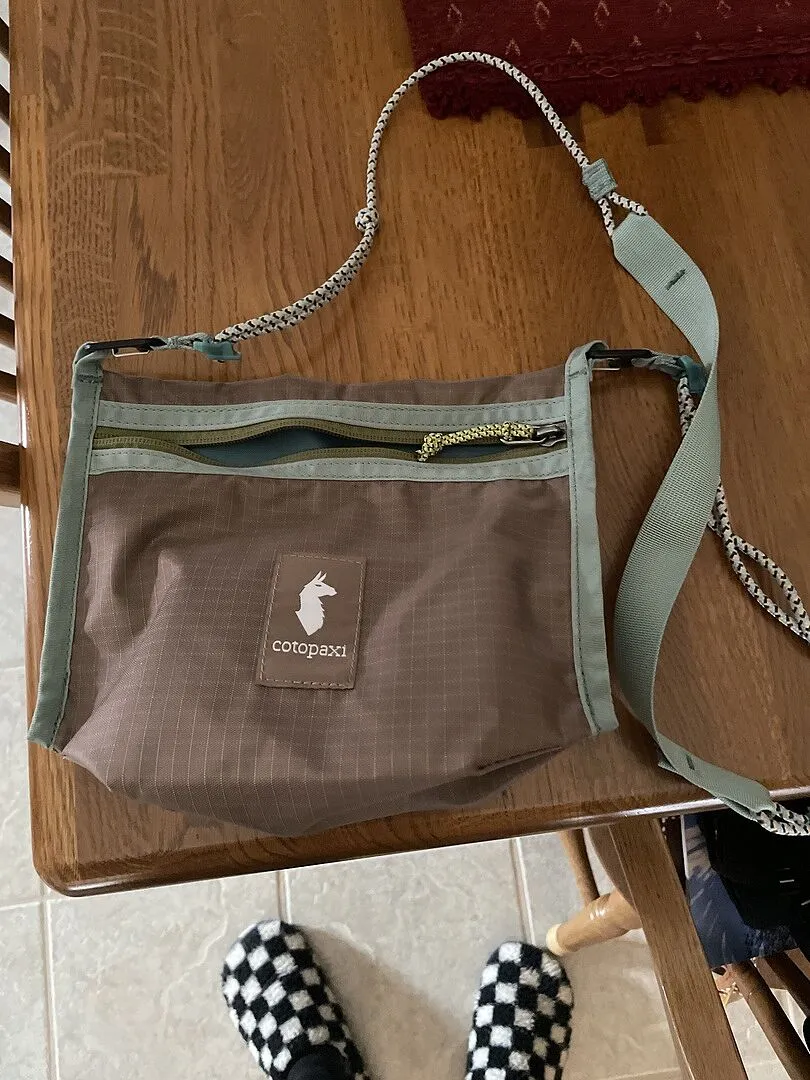 Cotopaxi Lista 2L Cada Día sac bandoulière 2 L léger
