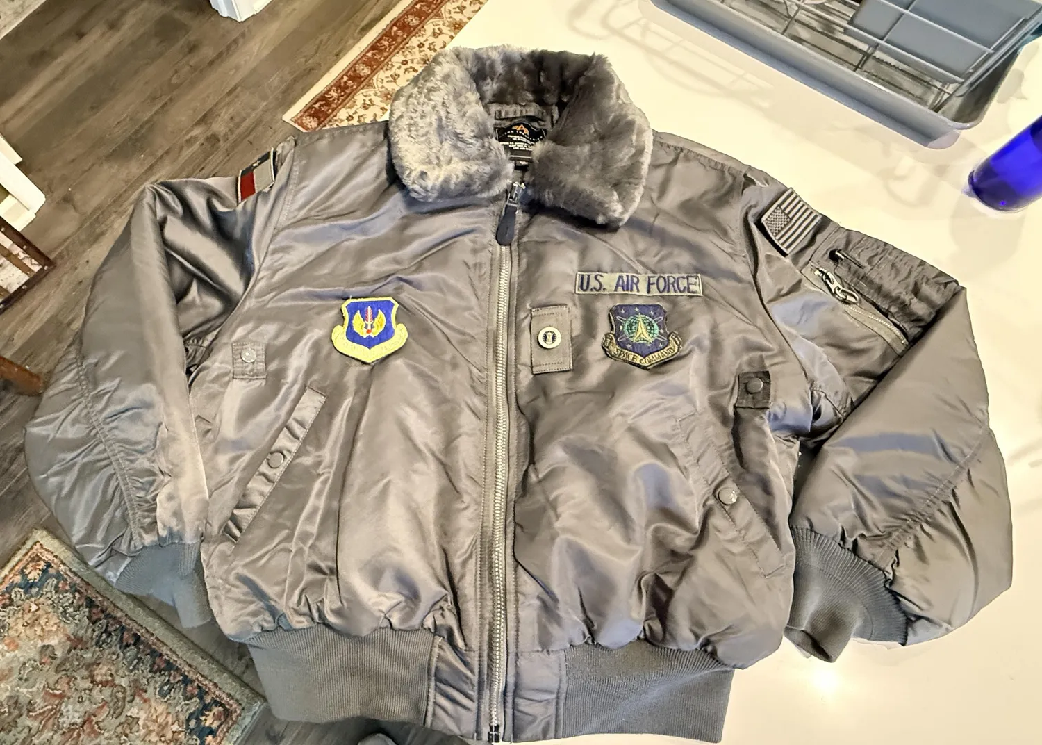 Alpha Industries B-15 bomber col fourrure noir déperlant