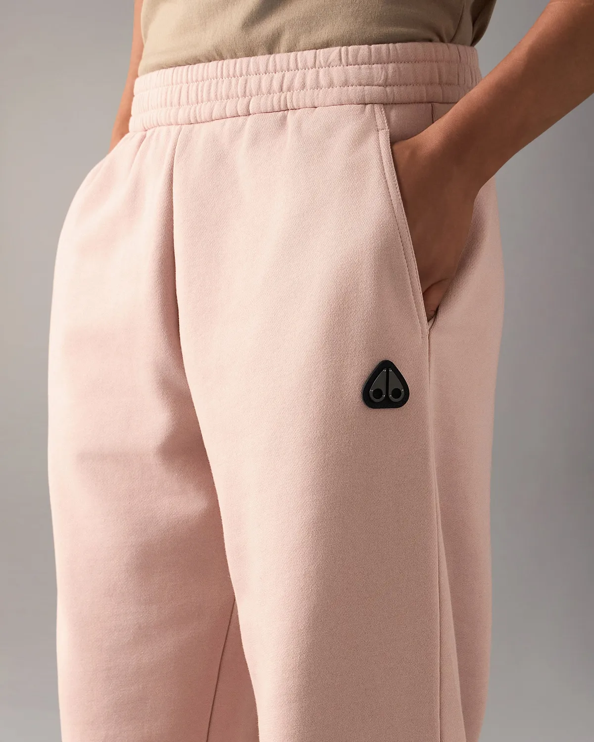 Moose Knuckles YYZ jogger Rosewood barrel