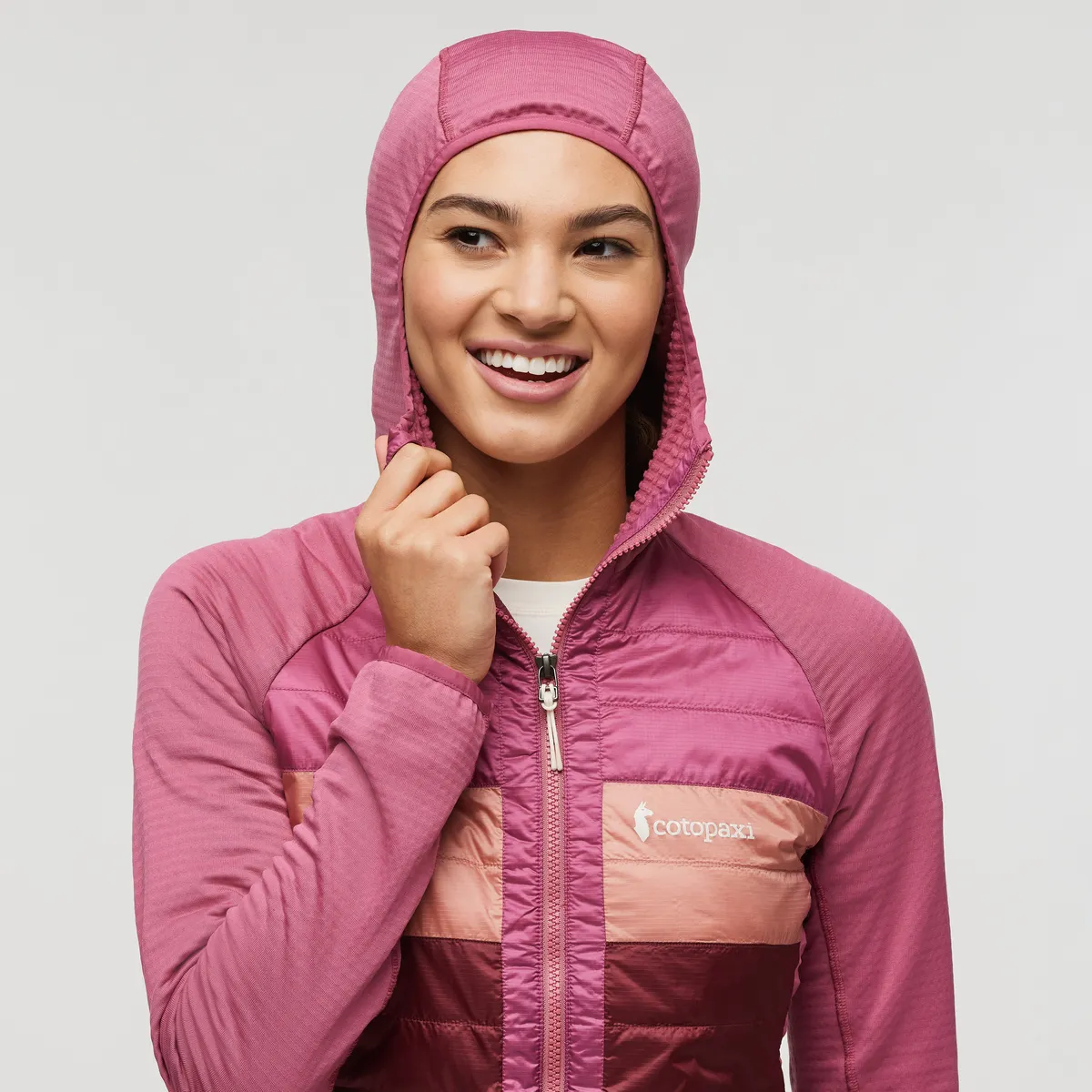 Cotopaxi Capa veste hybride femme isolante