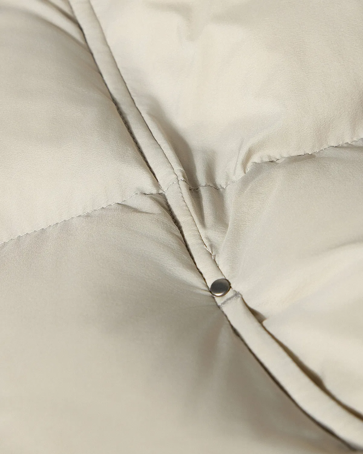 Moose Knuckles Everest Down Jacket doudoune Alabaster oversize