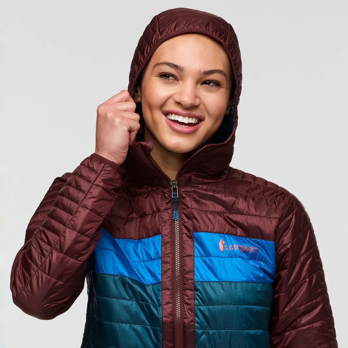 Cotopaxi Capa veste à capuche matelassée femme