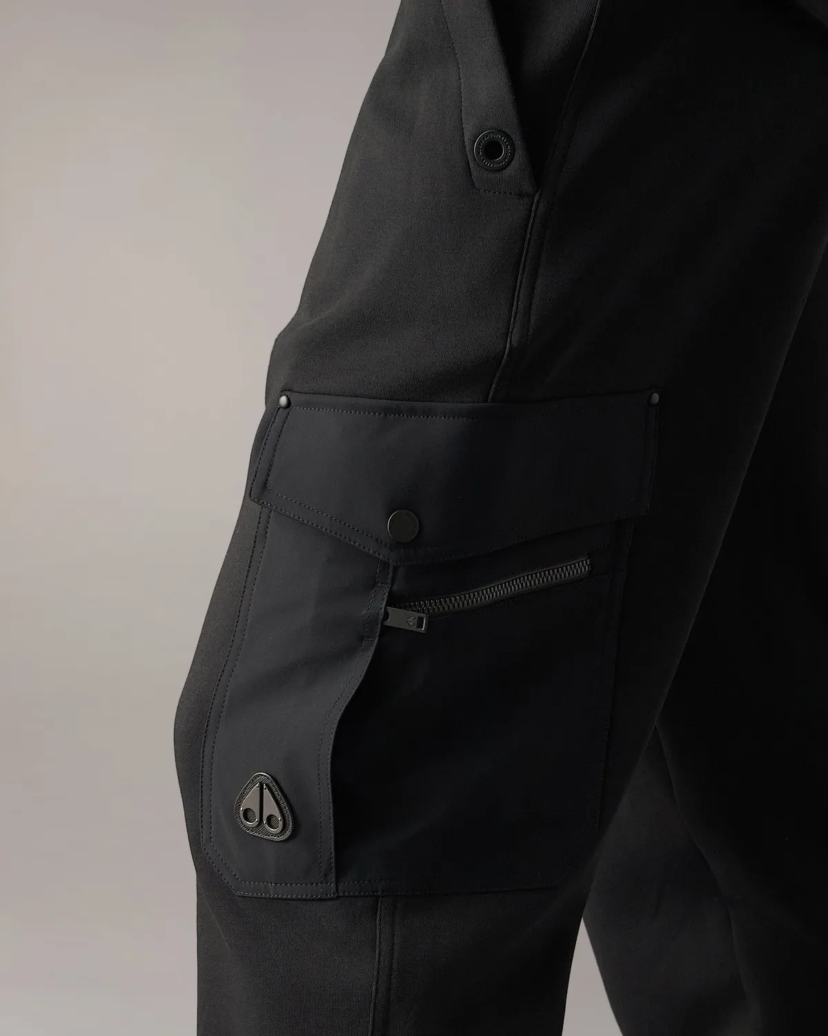 Moose Knuckles Dalon Cargo Joggers pantalon noir poches