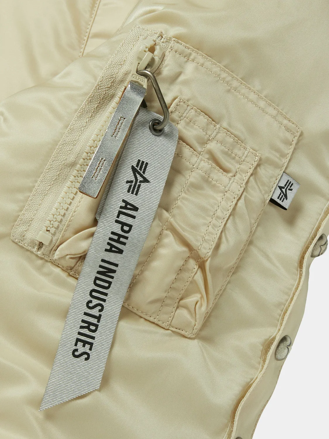 Alpha Industries Thug Club N-3B parka vintage white nylon