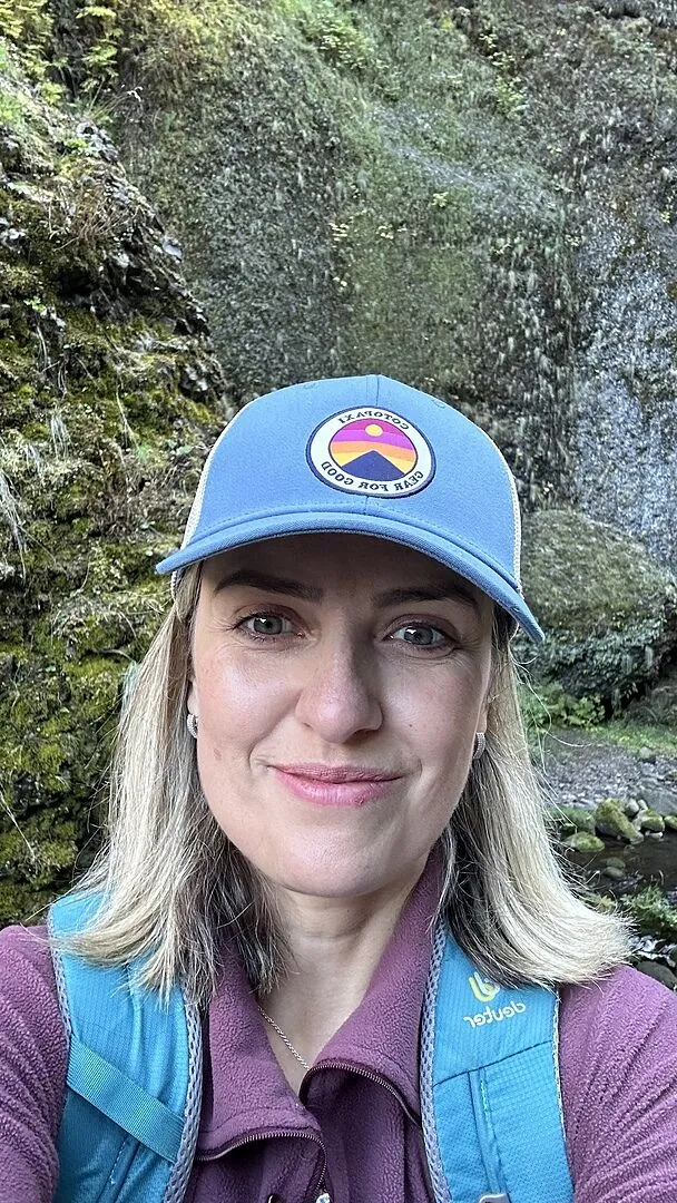 Cotopaxi Sunny Side casquette trucker Amber respirante