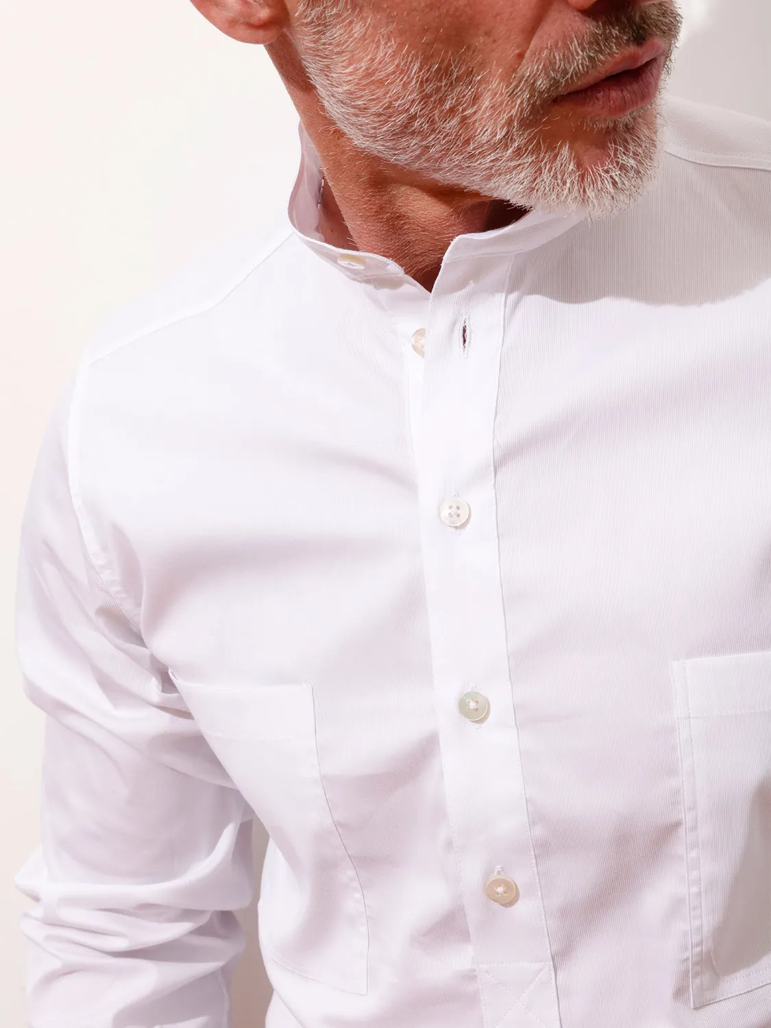 Hollington chemise col mao slim coton blanc extensible