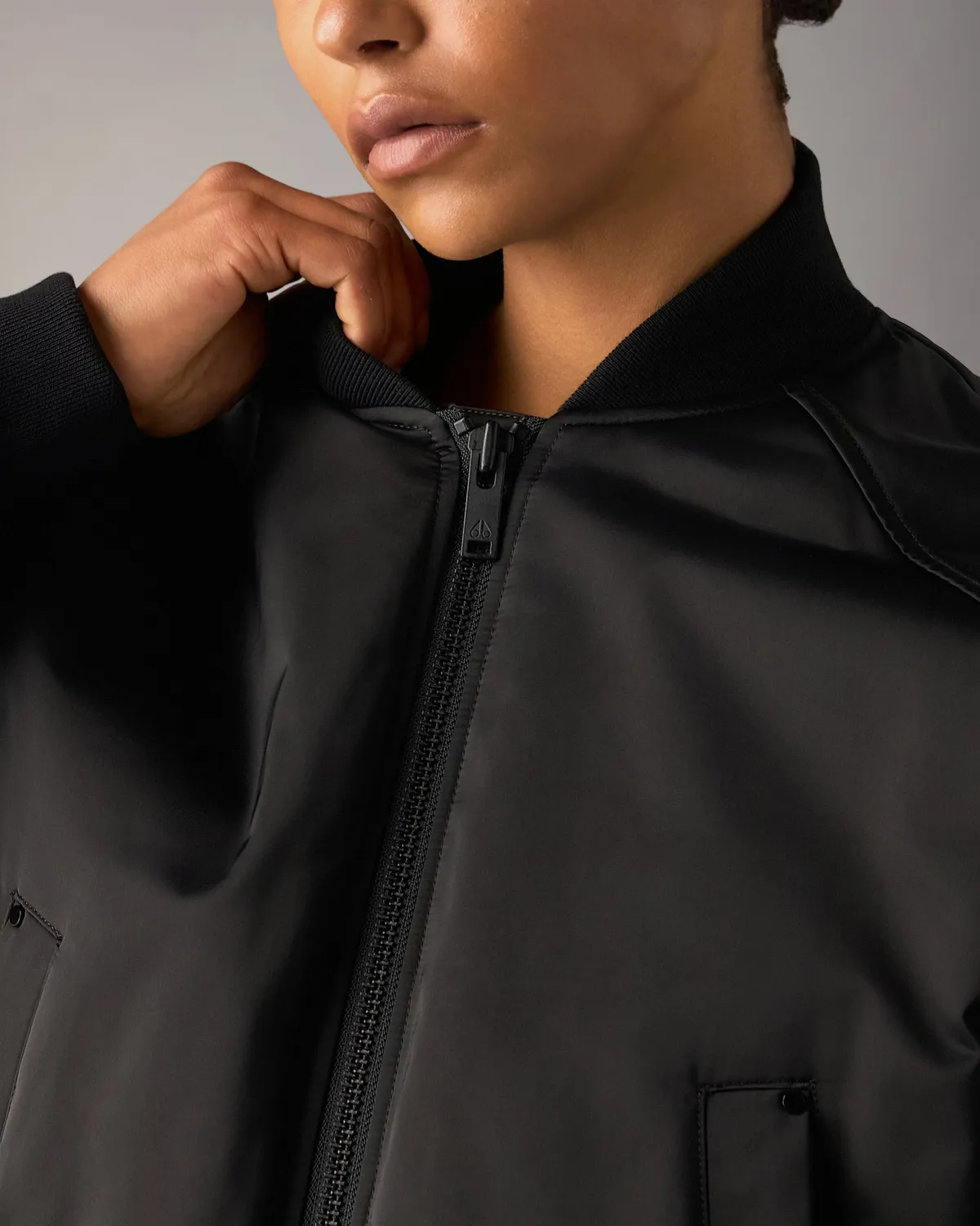 Moose Knuckles Drift Satin bomber noir