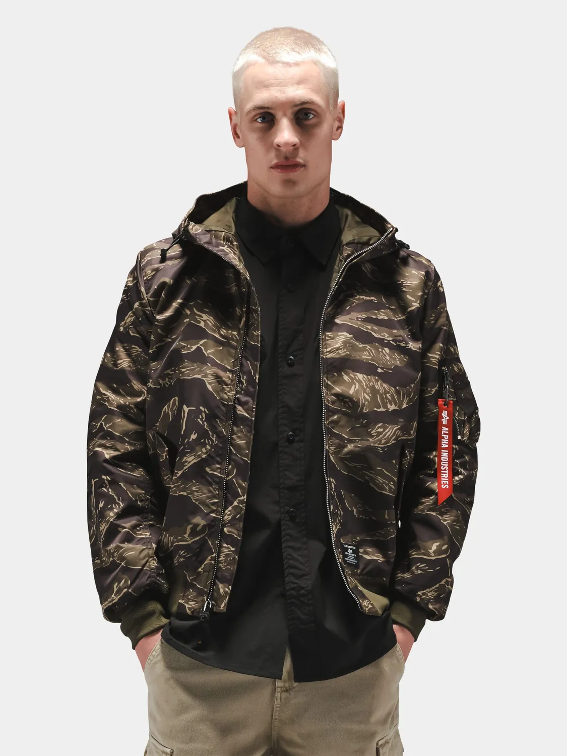 Alpha Industries L-2B Hooded Gen II bomber noir nylon