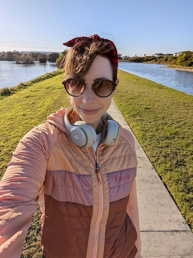Cotopaxi Capa veste isolante femme Apricot capuche