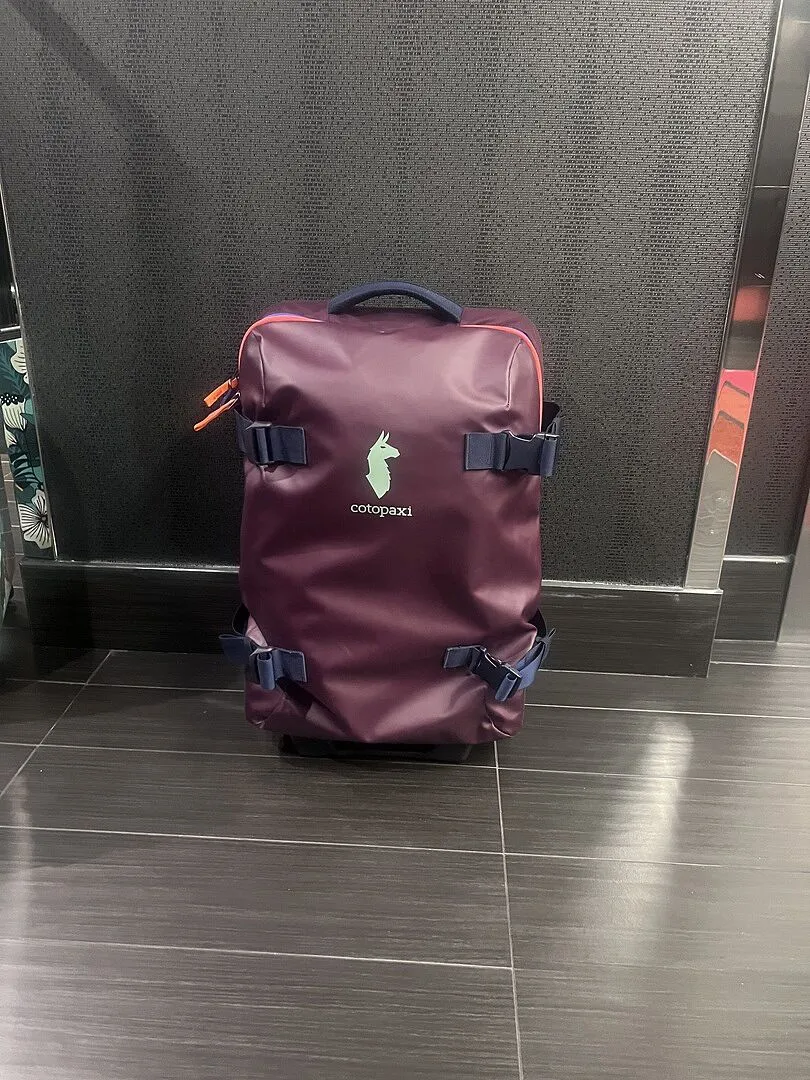 Cotopaxi Allpa 38L valise à roulettes Wine cabine