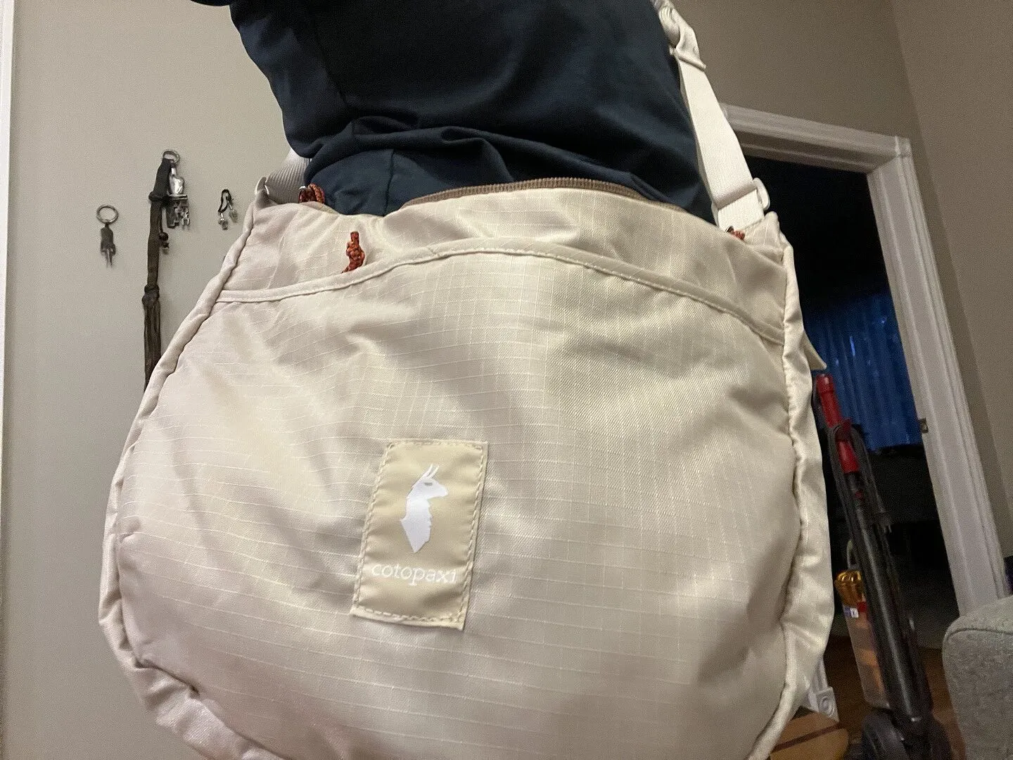Cotopaxi Trozo 8L sac bandoulière Moonbeam réglable