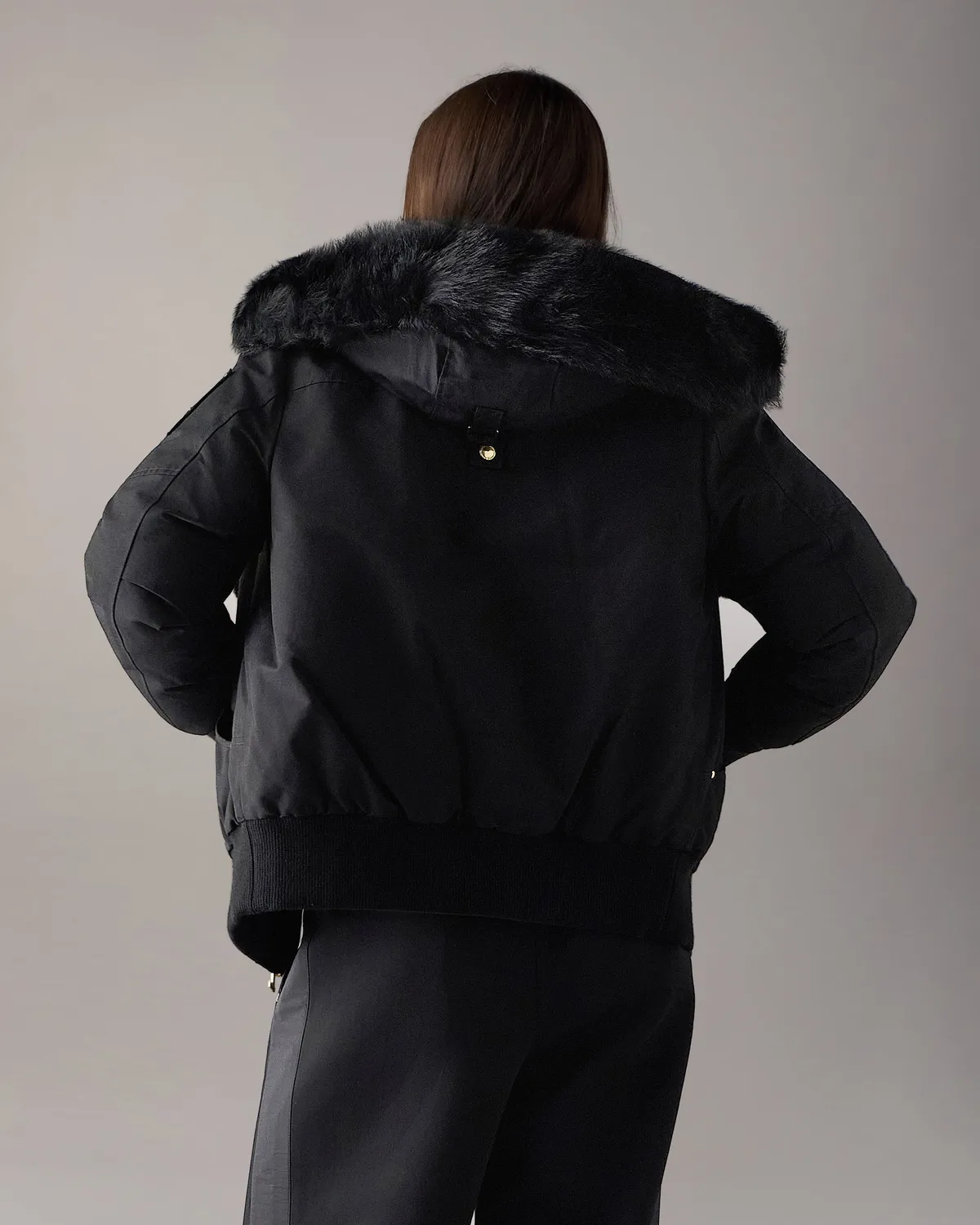 Moose Knuckles Gold Debbie Bomber duvet femme noir