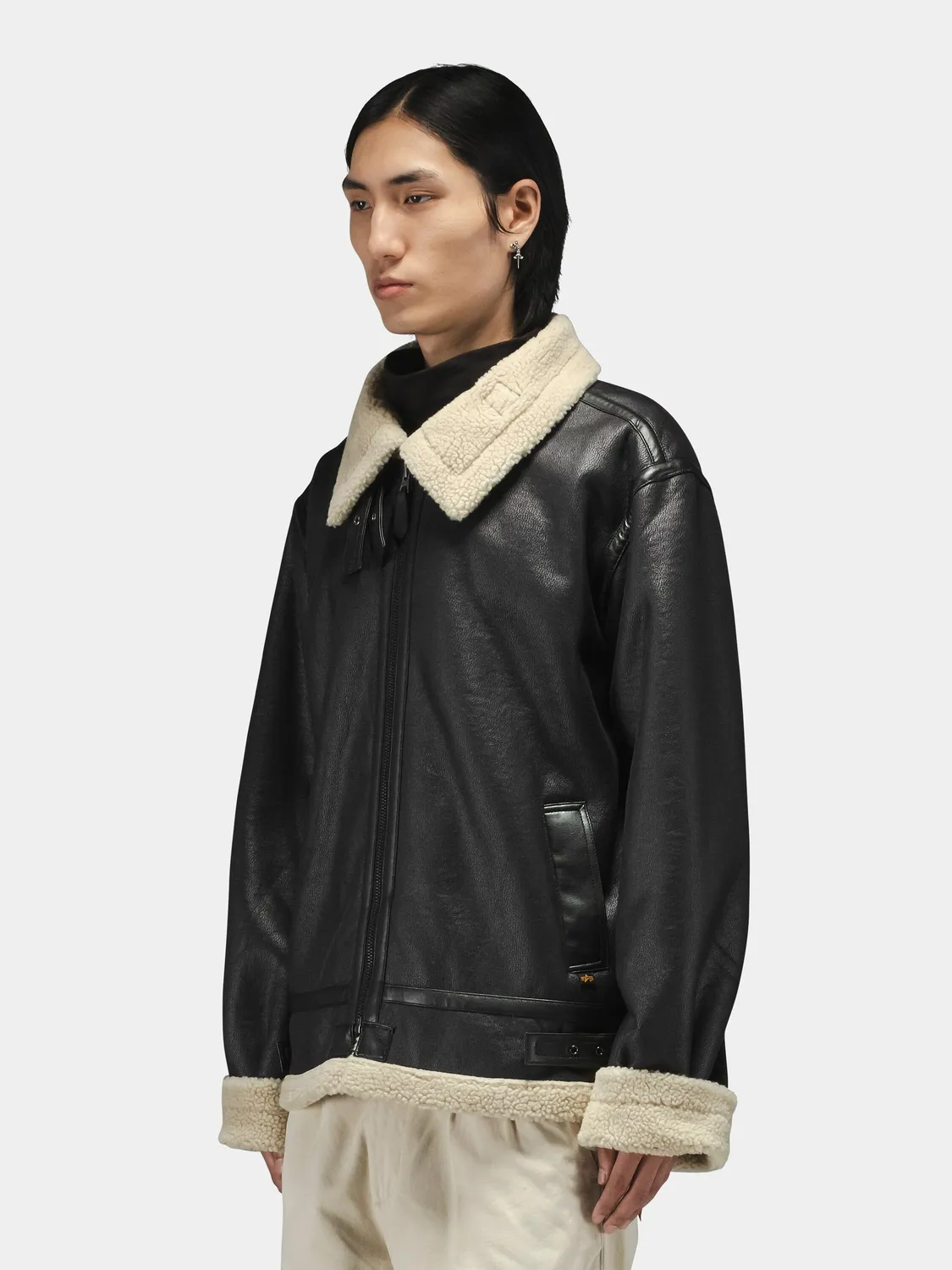 Alpha Industries Mouton B-3 blouson aviateur noir doublure mouton