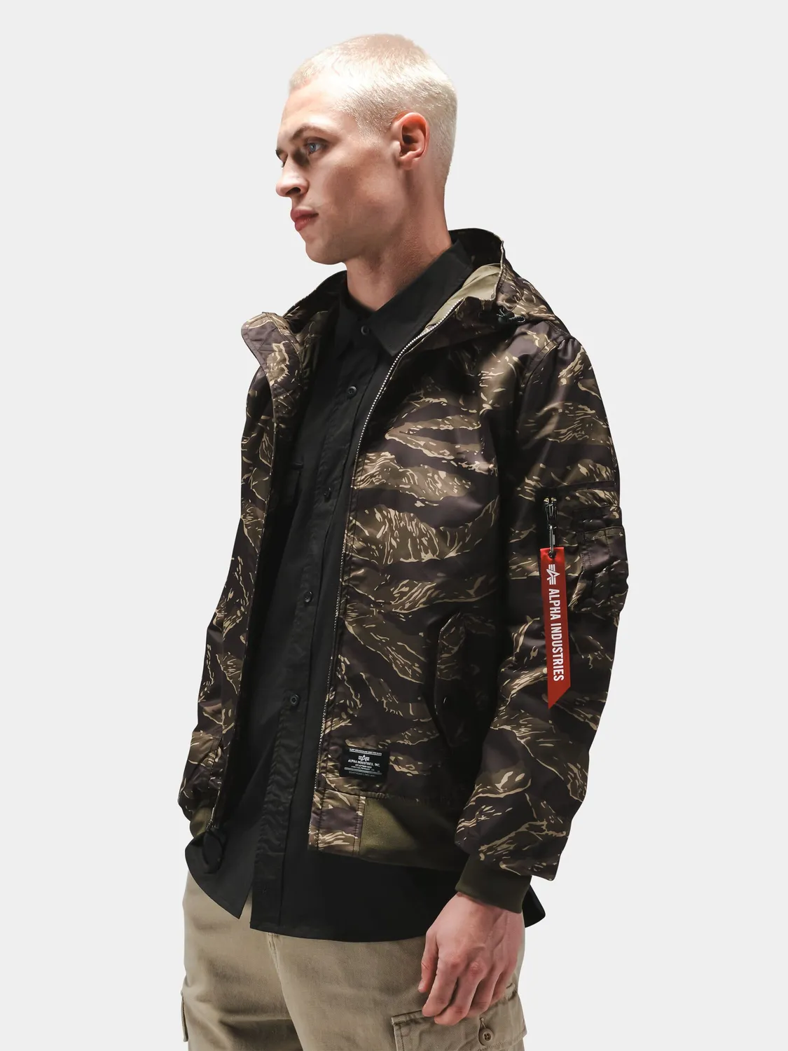 Alpha Industries L-2B Hooded Gen II bomber noir nylon