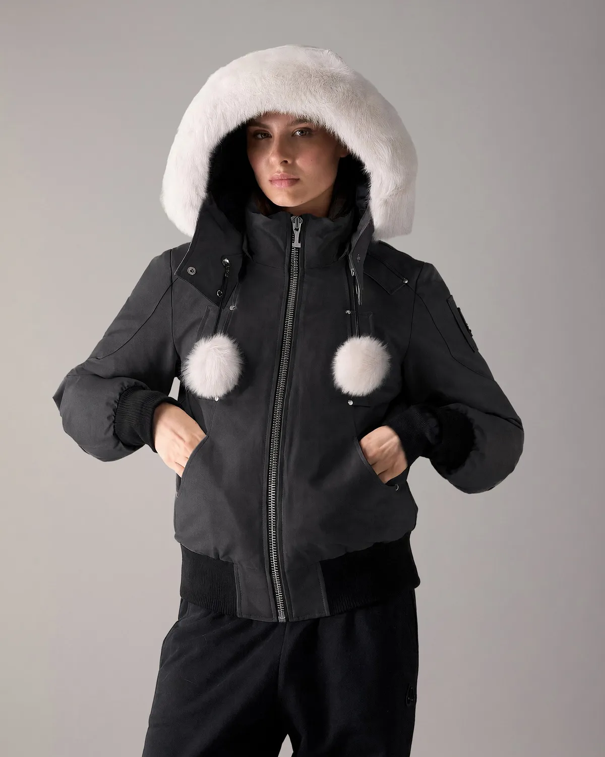 Moose Knuckles Debbie bomber duvet rosewood court